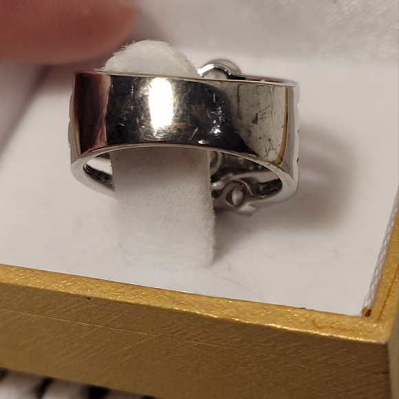 Stainless steel cubic zirconia ring - Picture 5 of 5